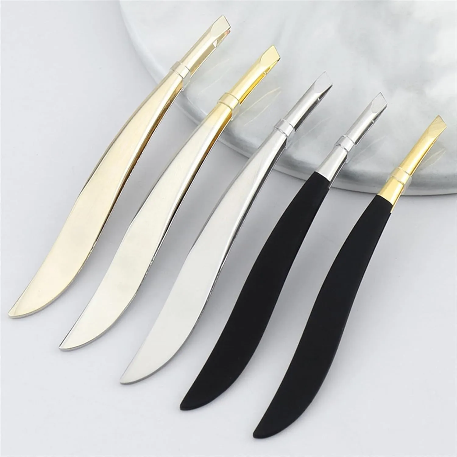 1Pc Professional Stainless Steel Eye Brow Eyebrow Tweezers Clip Gold Women Beauty Makeup Tools (Color : BlackGold, Size : 1SIZE) (Blacksilver 1SIZE)