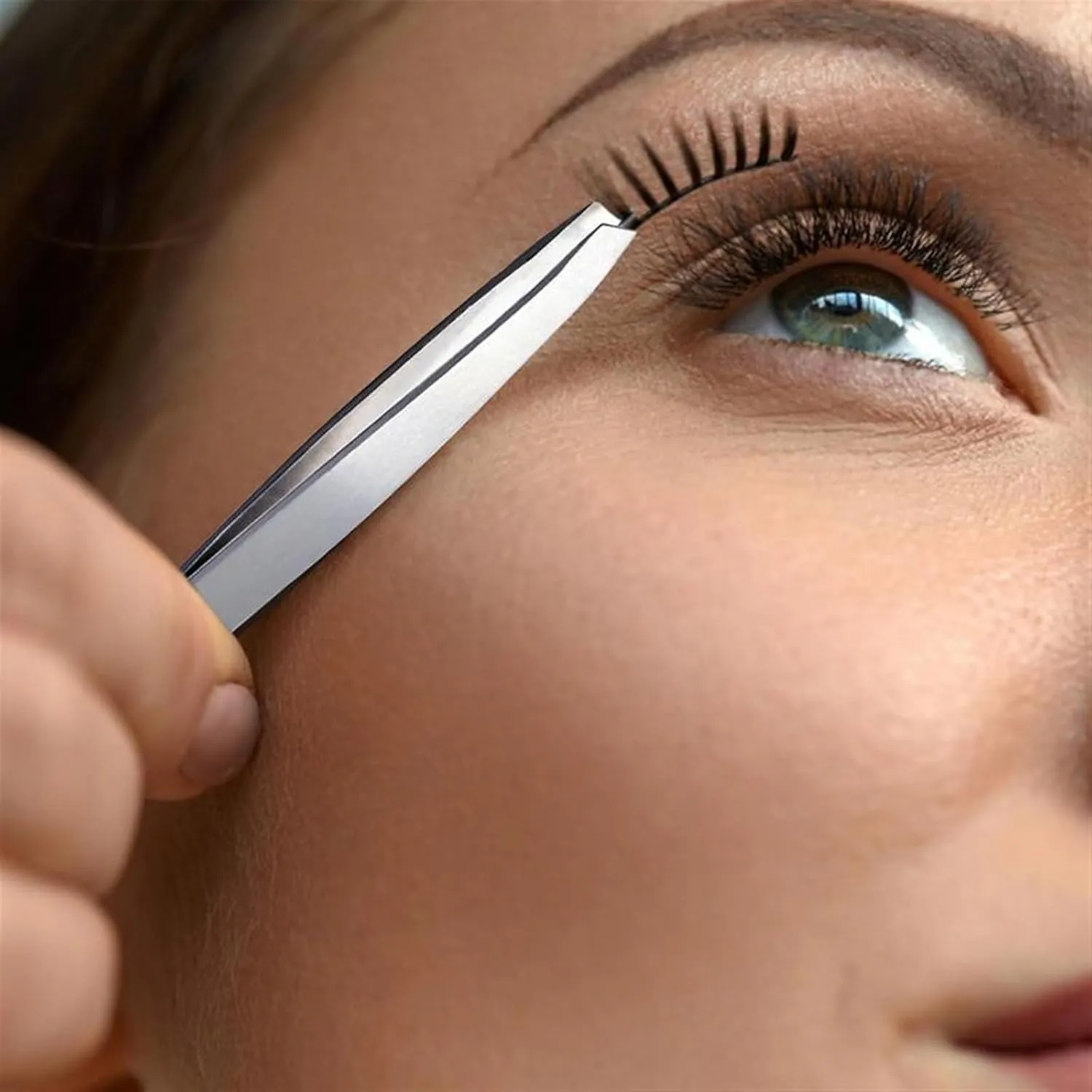 1Pcs Stainless Steel Eyebrow Tweezer Slant Tip Eyebrow Tweezer Tweezer Makeup Tool (Silver 1SIZE)