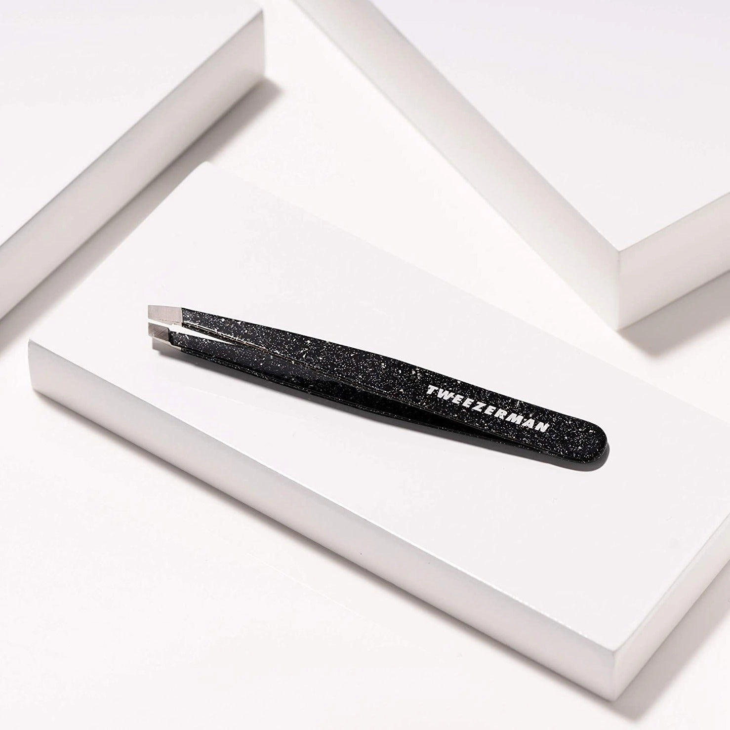 Anniversary Slant Tweezer | Tweezerman