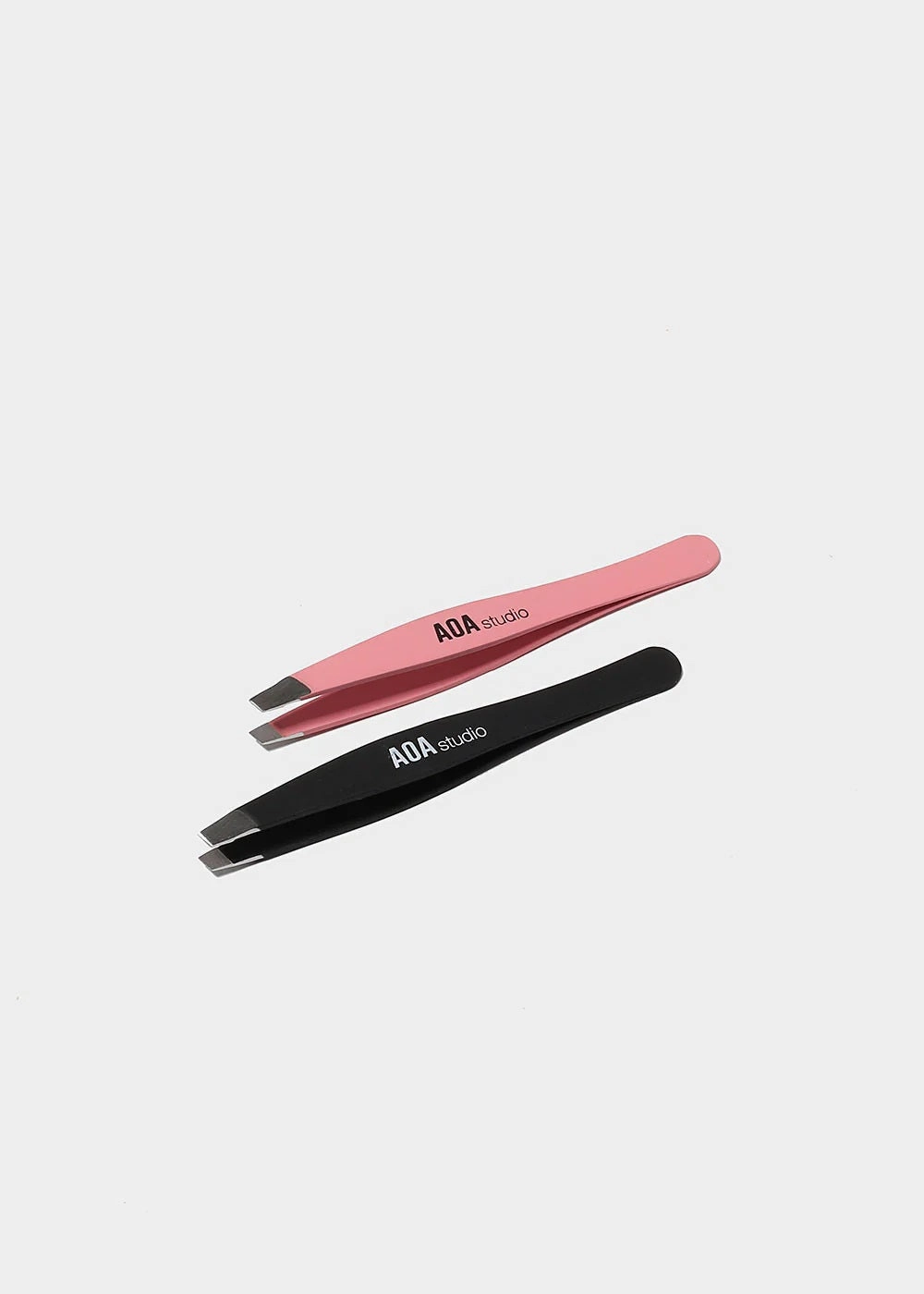 AOA Precision Slant Tweezer | Black