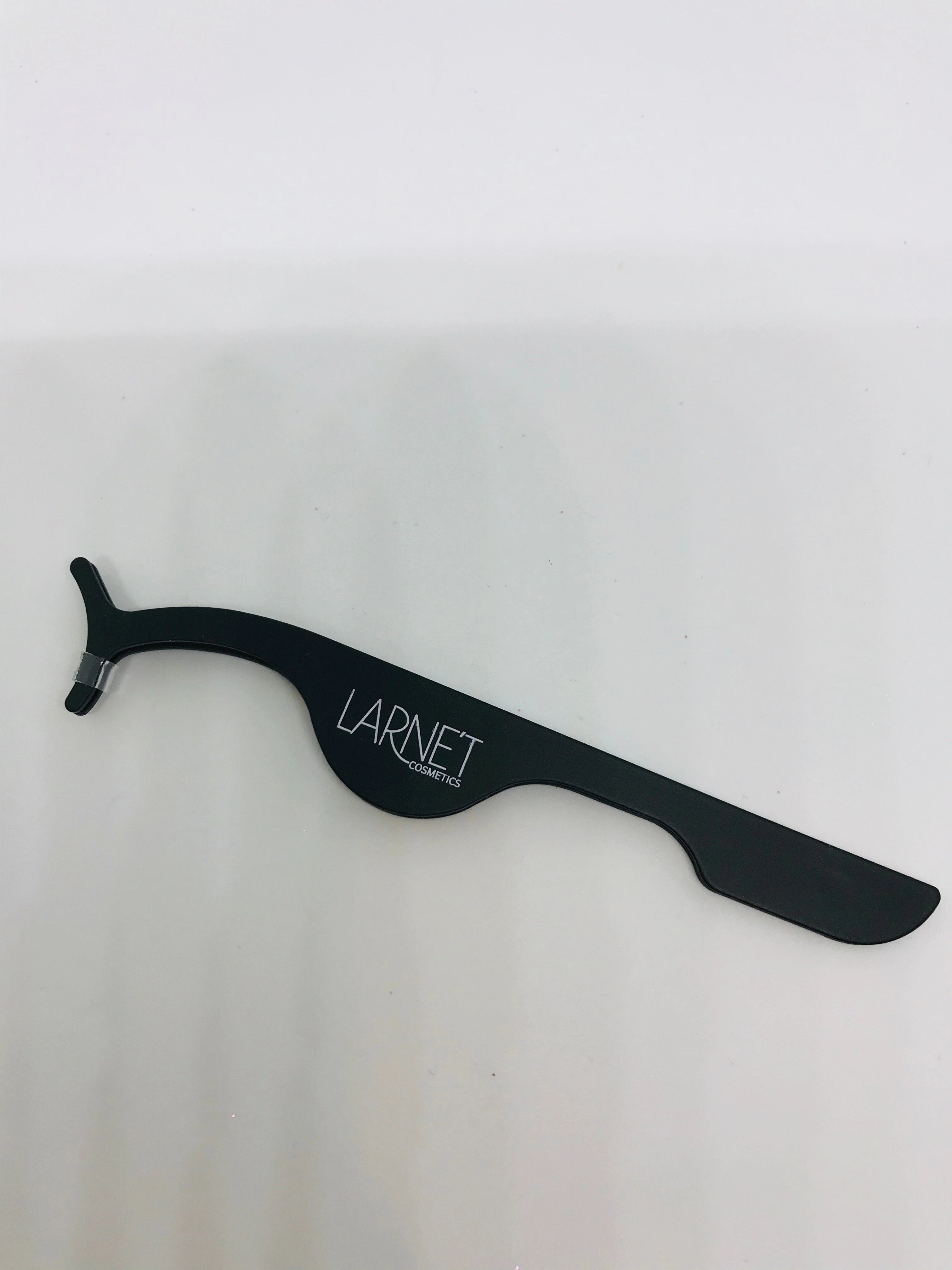 LASH APPLICATOR