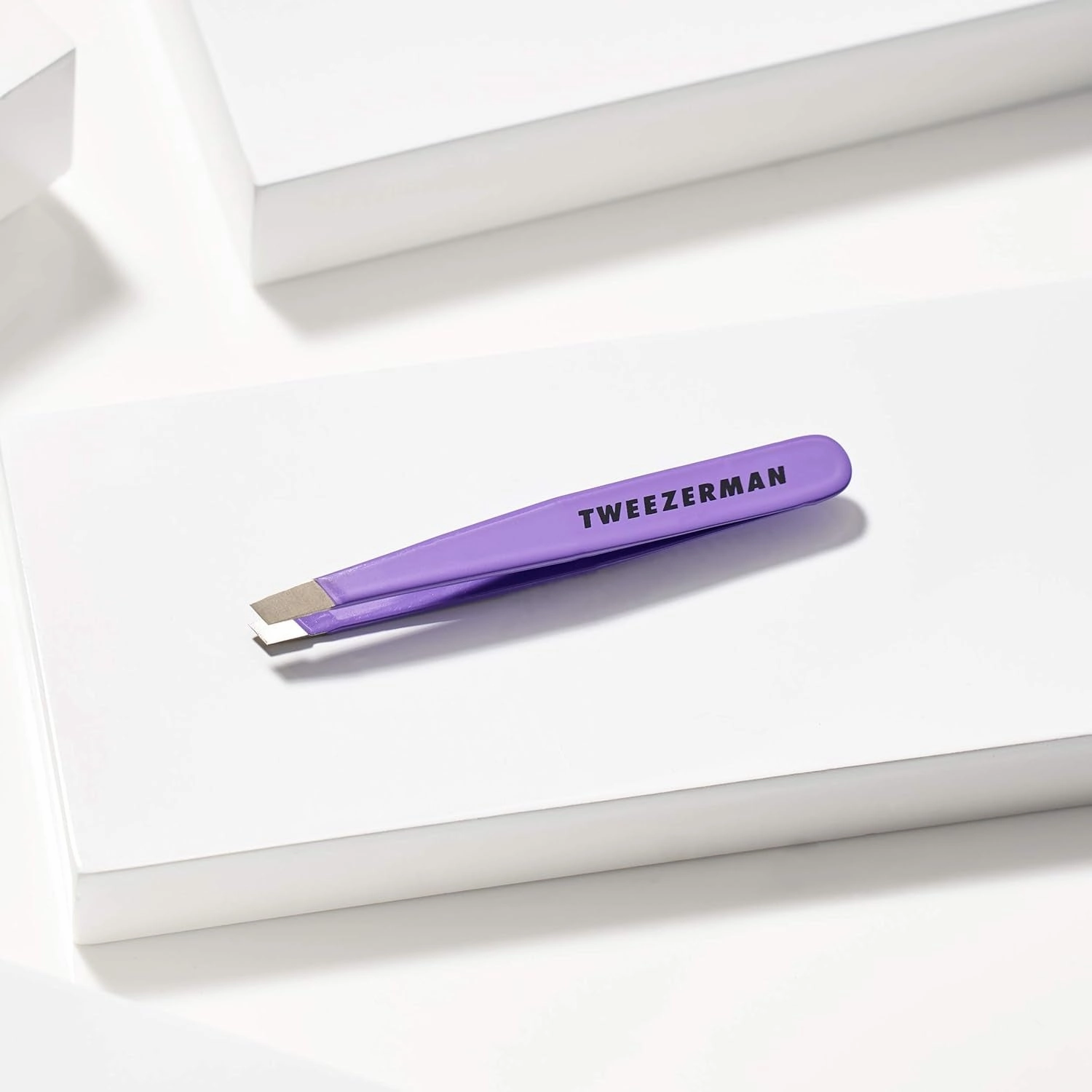 Mini Slant Travel Tweezers for Eyebrows, Travel Tweezers for Eyebrows, Facial Hair, Ingrown Hair (Blooming Lilac)