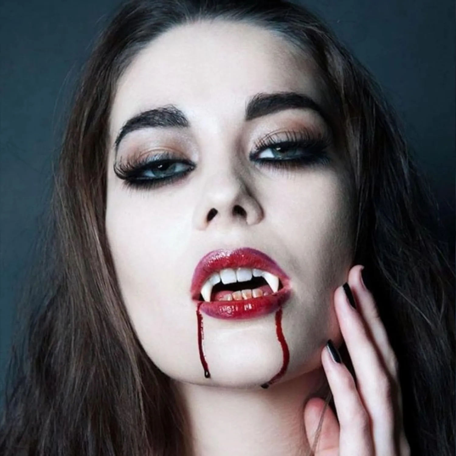 Vampire Teeth Fangs 8 Pairs 4 Sizes with Adhesive, Vampire Fang Fake Teeth Halloween Decorations Party Cosplay Props Werewolf Fang Vampire Dentures Party Favors Masquerade Accessories